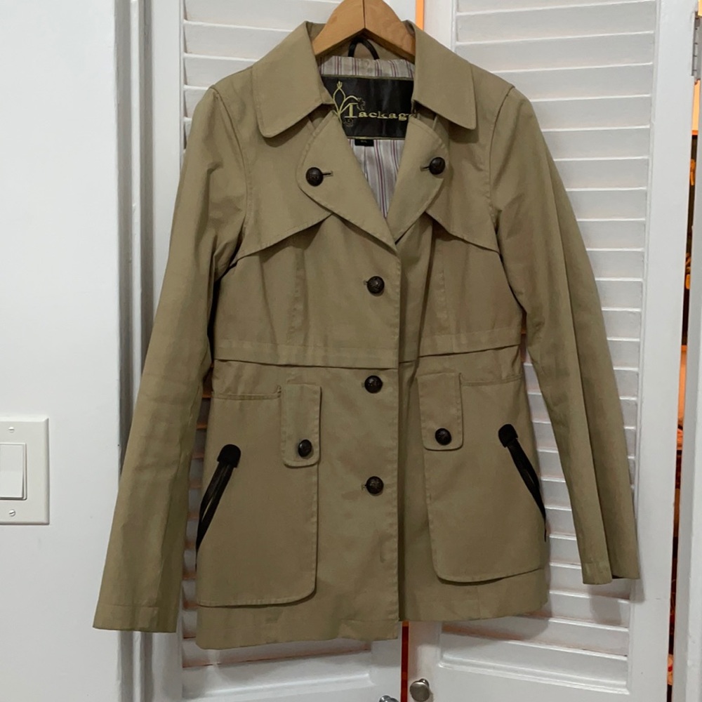 Mackage rain jacket - leather buttons and trimming
